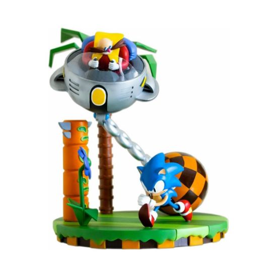 Picture of Numskull Sonic 30th Anniversary - Sonic vs Dr. Eggman Diorama Statue (24cm) (NS2910)