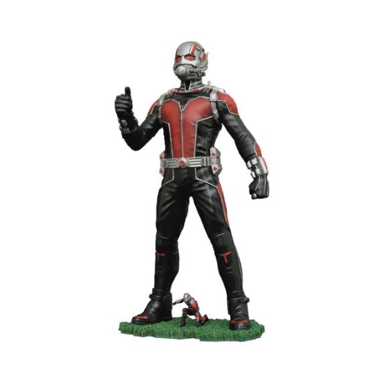 Picture of Diamond Gallery: Marvel Avengers - Ant-Man Movie PVC Statue (23cm) (Apr162613)