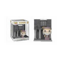 Picture of Funko Pop! Deluxe: Harry Potter Chamber of Secrets Anniversary 20th - Albus Dumbledore with Hog's Head Inn #154 Vinyl Figure