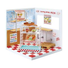 Picture of MGA Mga's Miniverse - Spaces Starter Pack- Pizza (566069)