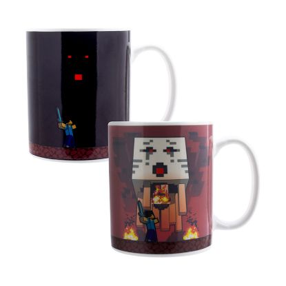 Picture of Paladone: Minecraft - Nether Heat Change Mug (PP10590MCF)