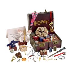 Picture of Carat Shop Harry Potter - Hogwarts trunk Advent calendar (HPA00546)